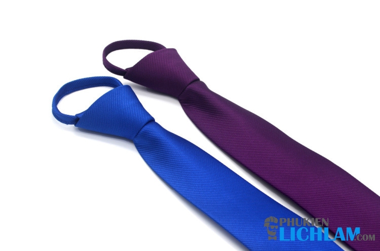 Cà vạt thắt sẵn bản nhỏ cao cấp lịch lãm chất sần QT1001