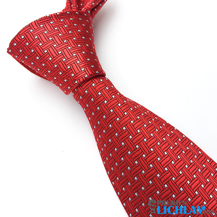 Cà vạt nam bản lớn lụa cao cấp 8cm x 146cm QT1306 (Ca rô đỏ)